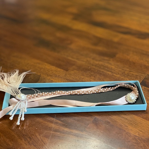 🆕Roaring 20’s flapper pearl pink tie head piece - Picture 6 of 6